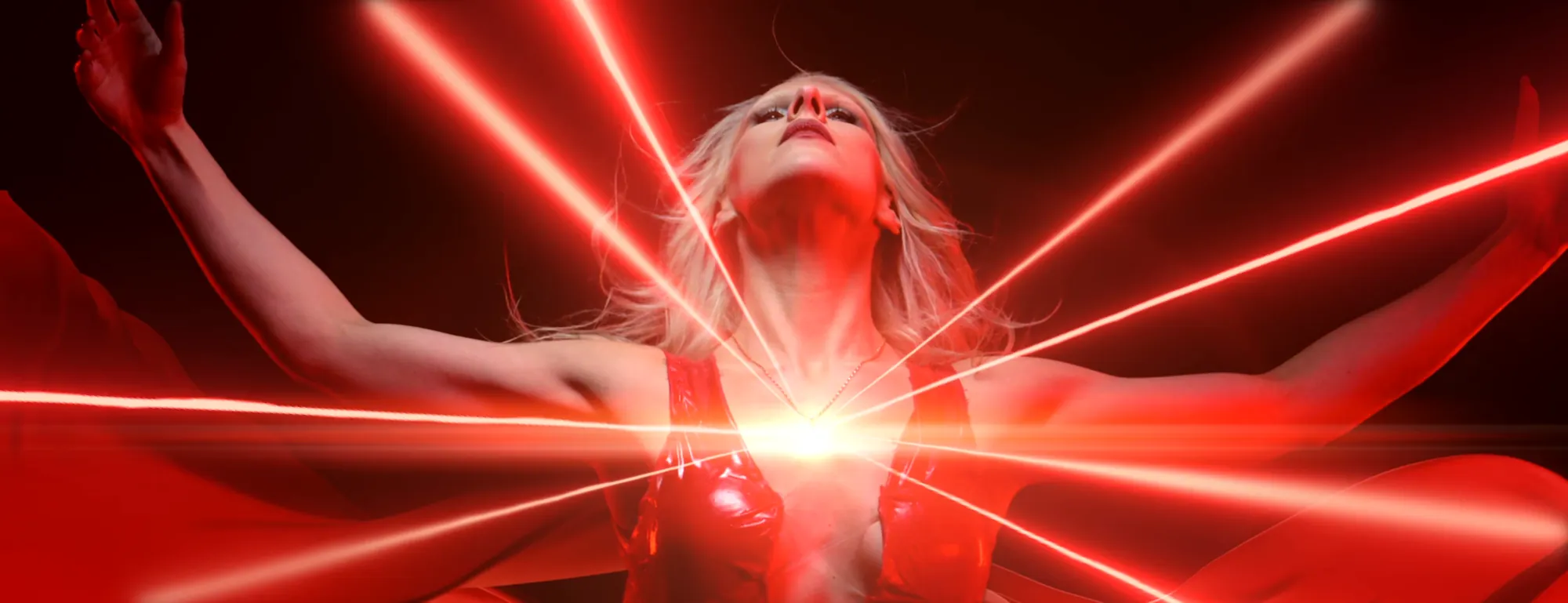Screen content: red beams of light pouring out of KING IV